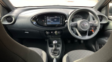 Toyota Aygo X 1.0 VVT-i Edge 5dr Petrol Hatchback